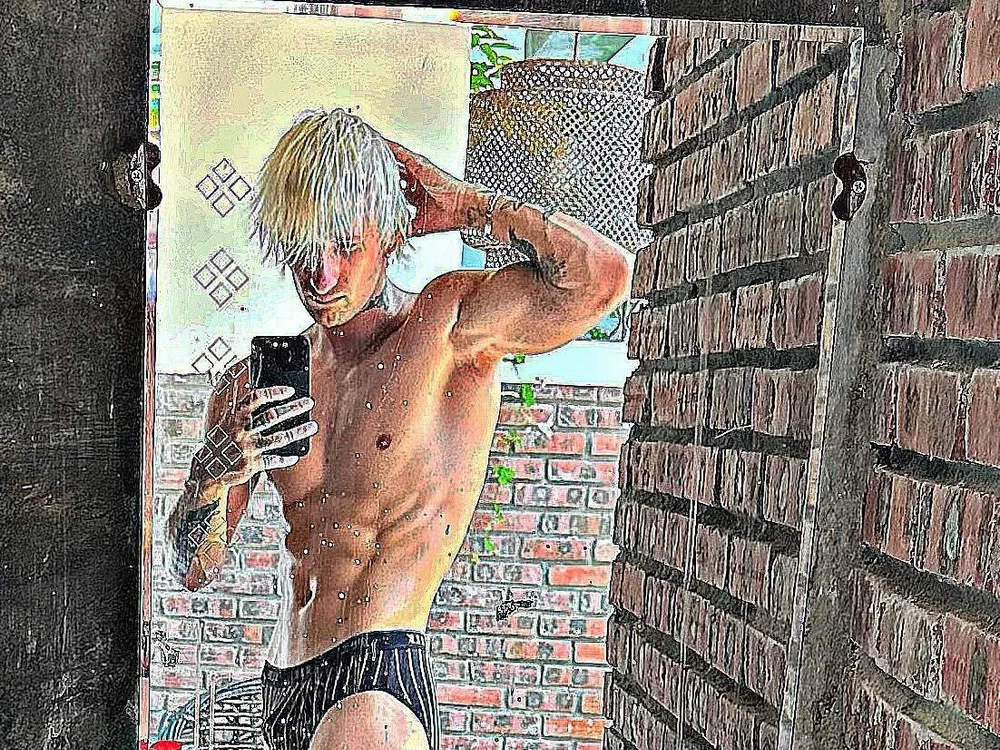 ห้องแชทออฟไลน์ของ Theo_Cross69
