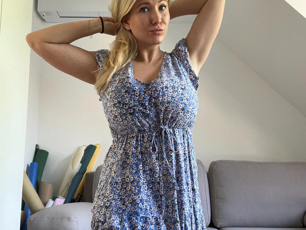 LaraKeller offline chatrum