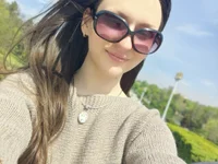 Model NaughtYHomemadE