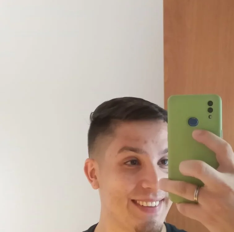 Brhryan Adlı Modelin Çevrimdışı XXX Sohbeti