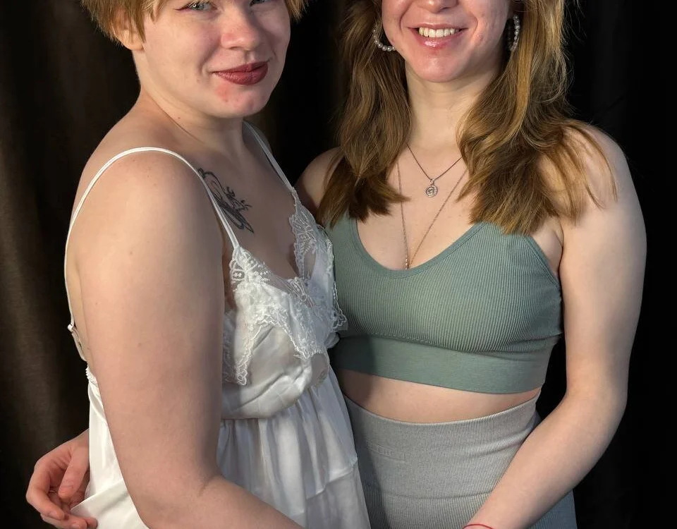 JulianaBroadhurst offline chatrum
