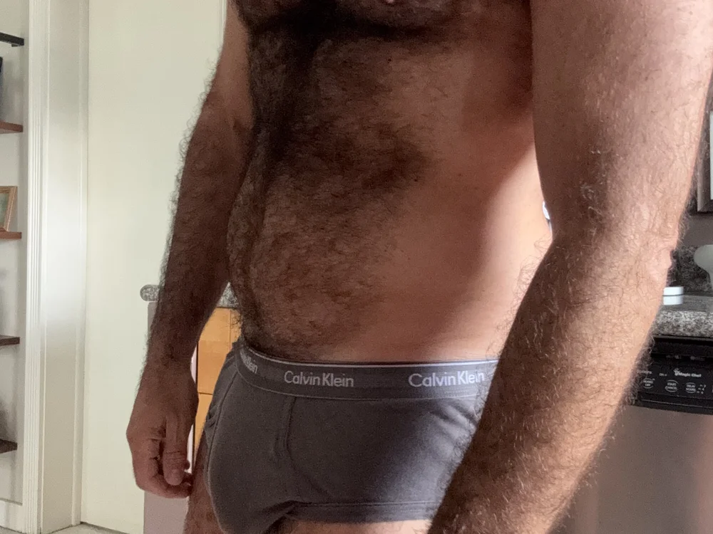 hairymacho8's Offline XXX Chat