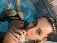 anika_aa's webcam live show