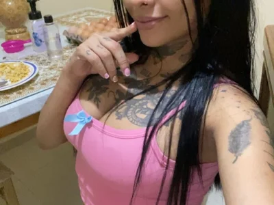 LiliLanner Female Twerk Free Webcam Strip