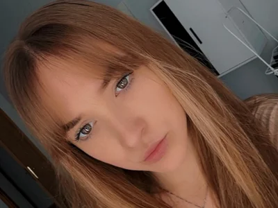 LindseyAmore Female Cockrating Webcam Adult