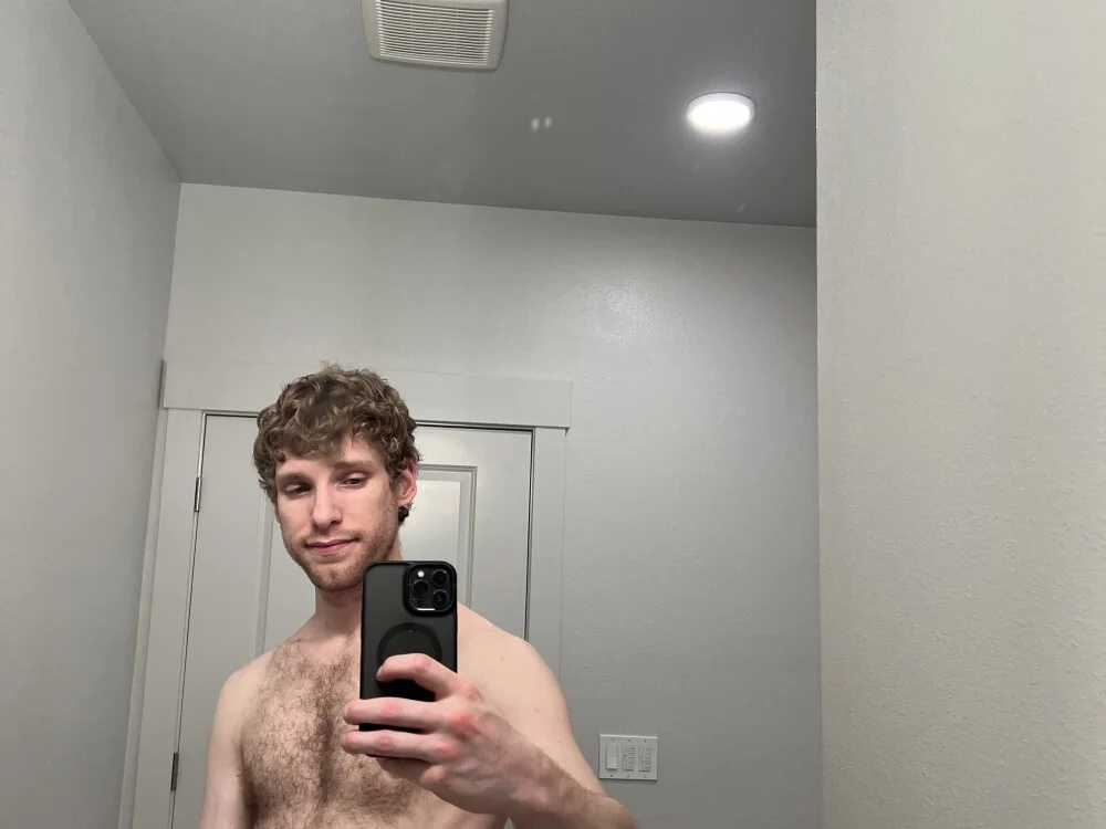 دردشة BlueEyedTallGuy94 الجنسية دون اتصال