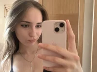 แชท XXX สดของ AlinaGach