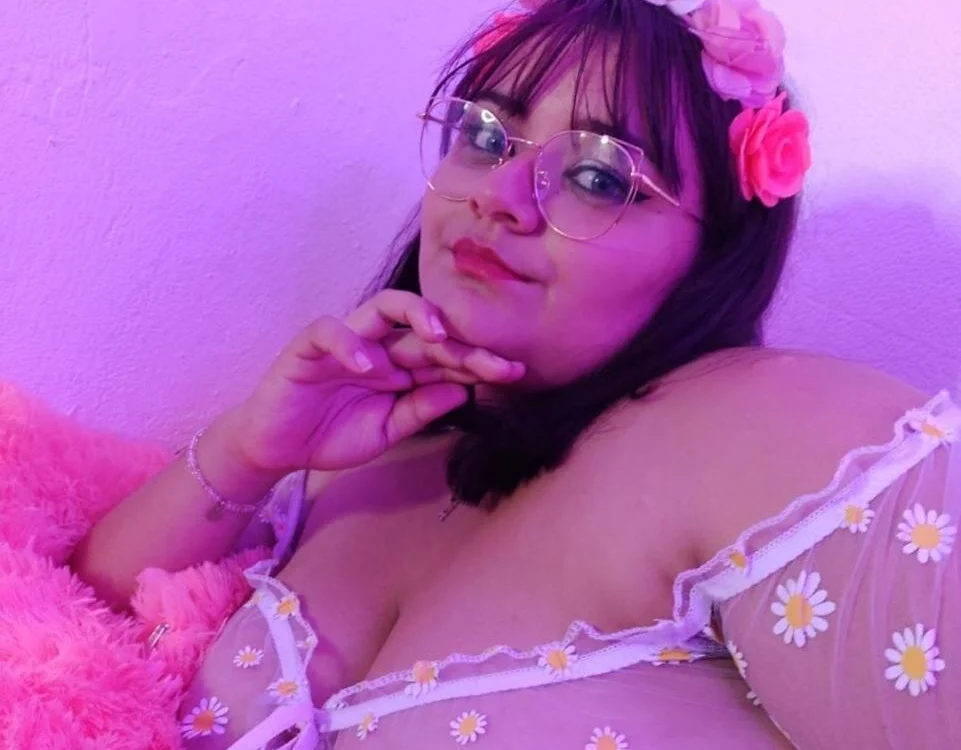 cloe_kym's Offline Chat Room