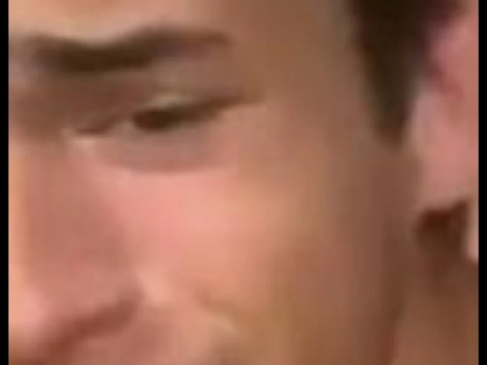 joseeeee979's Offline Chat Room
