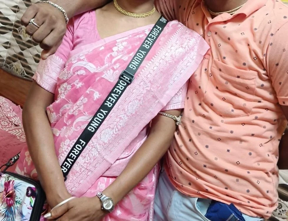 Hot-lovely-cauple's Offline XXX Chat