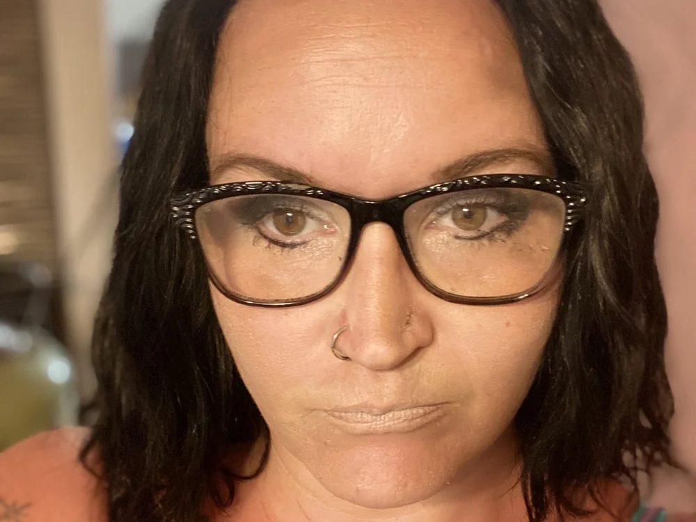 carol7012's Offline Chat Room