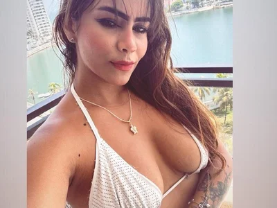 Holly_22 - Girl 