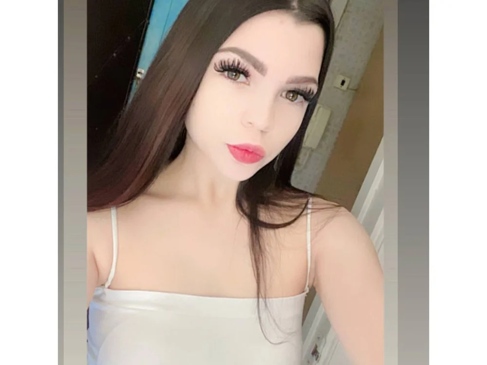 Magic_Peach10's Offline Chat Room