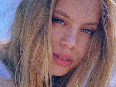 hotexclusive_ webcam livesex profile in blond-hair cams