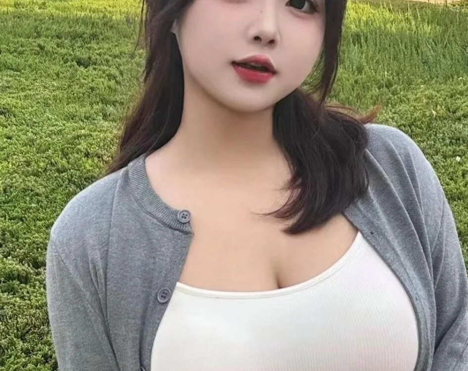 Ava-baby-8899 离线XXX聊天