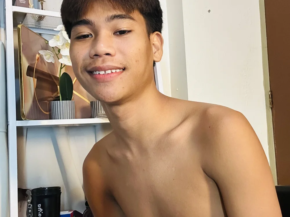 Chat +18 off-line de bigcockrollycutemoreno