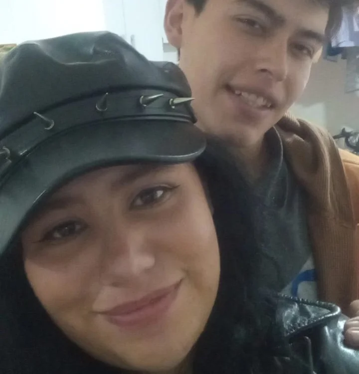 couple_valery_naikelt Offline XXX-chat