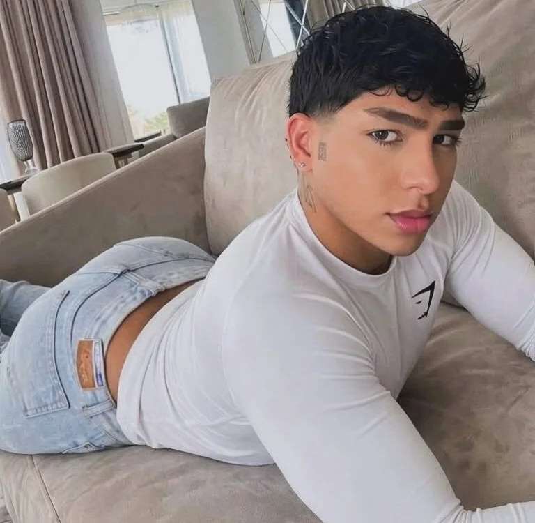 babydragun's Offline XXX Chat