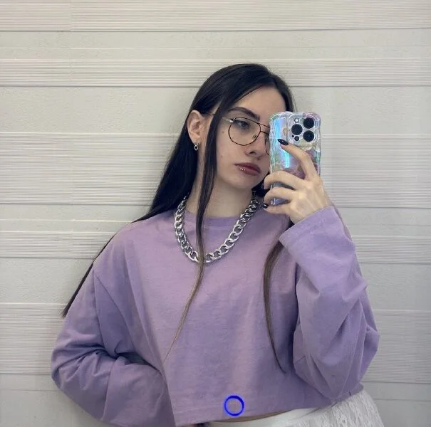 Elizaveta_Brown Obrolan XXX Offline