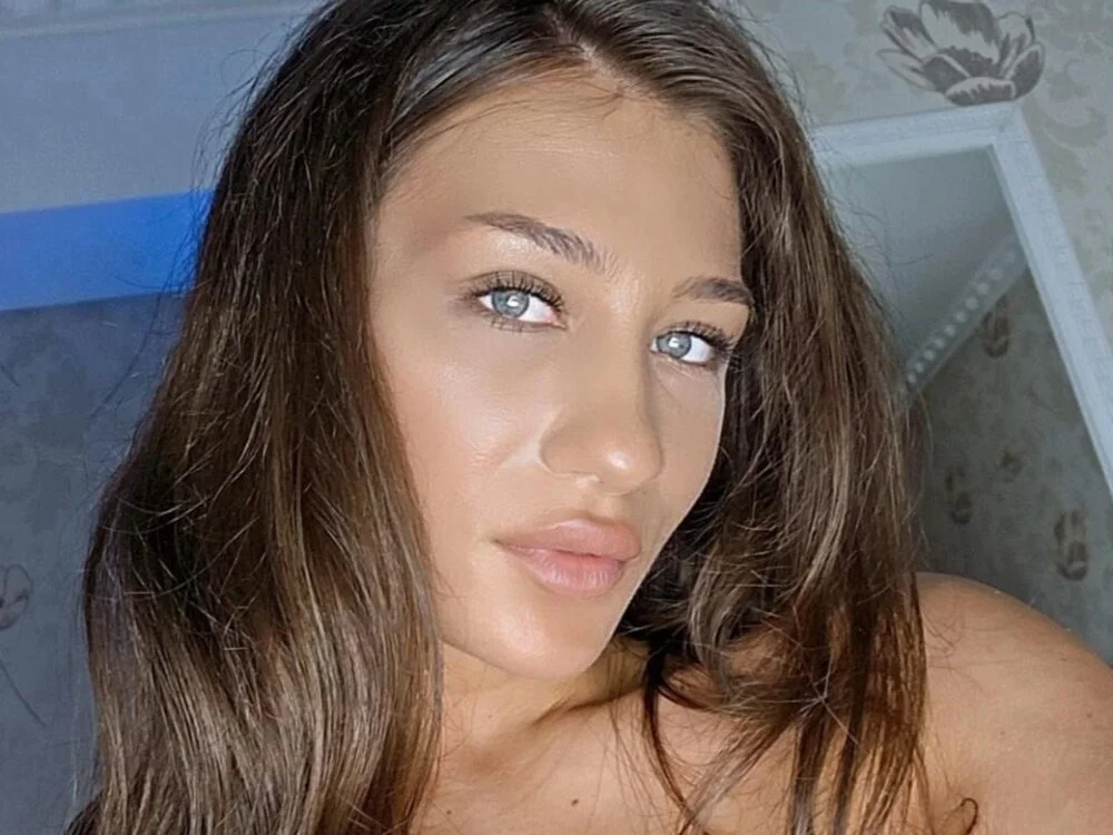 SelinaBella's Offline XXX Chat