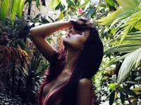 Alice_noir Chat XXX live