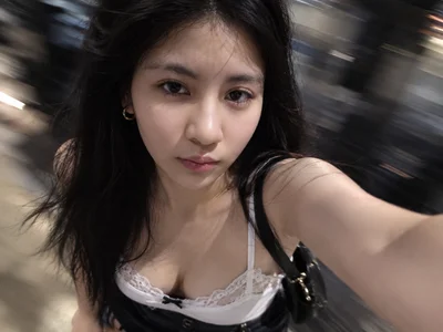 leahxzy08 on StripChat