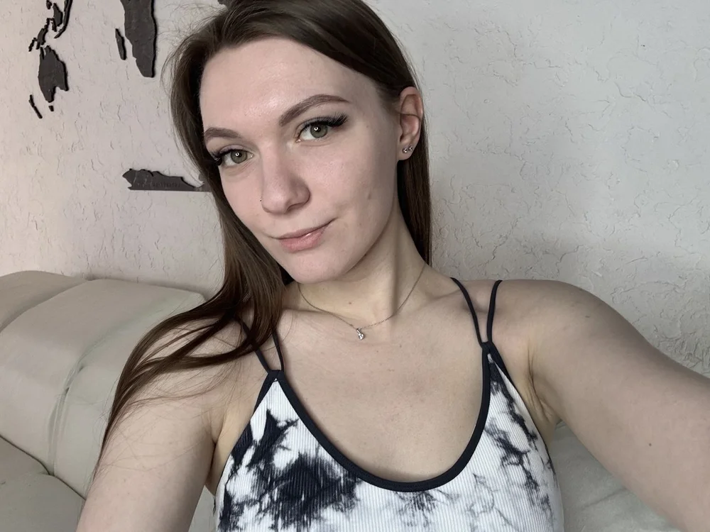 JolieJohnosn: офлайн-секс-чат