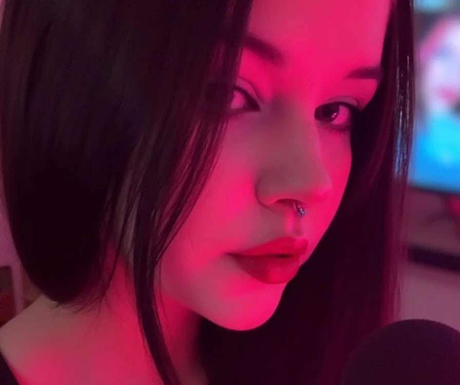 PinkSharky Offline XXX-chat