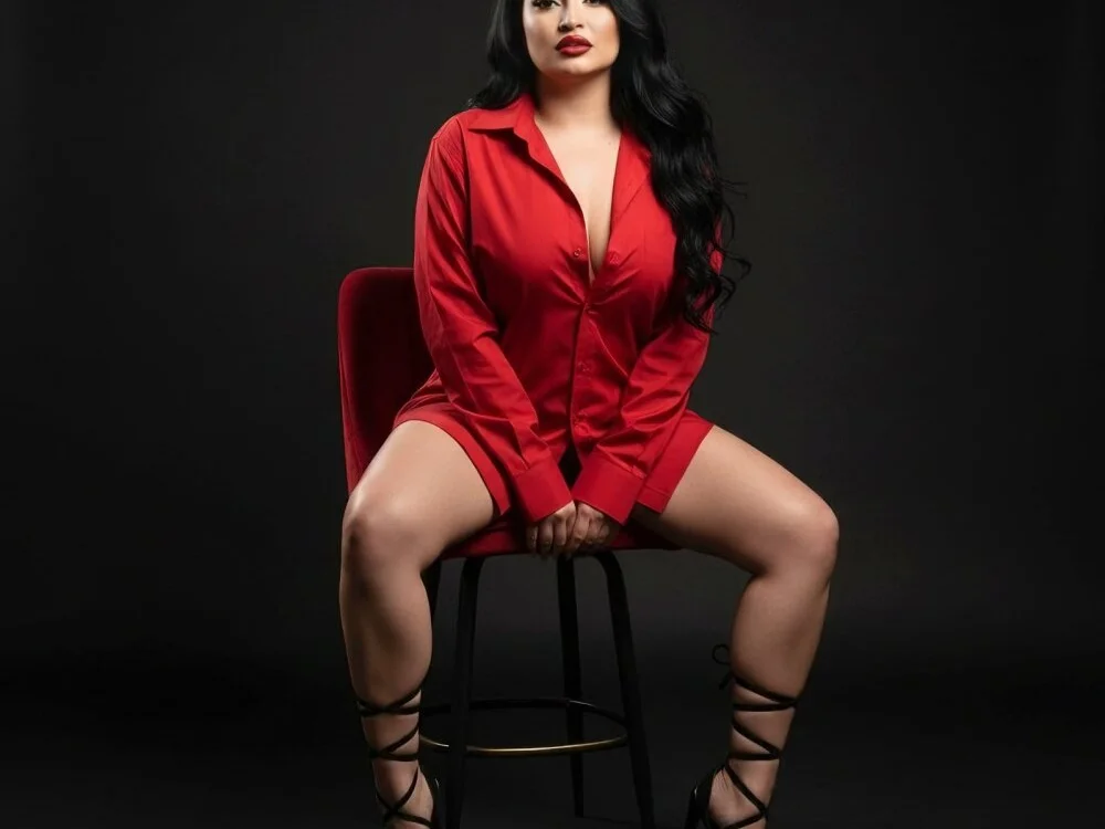 AmyraSunris 離線 XXX 聊天