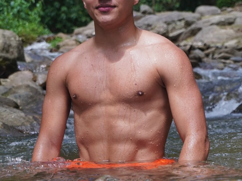 Offline XXX chat lucas_wellx