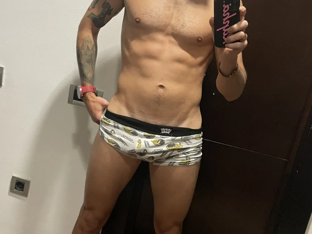 Andykisss' Offline XXX Chat
