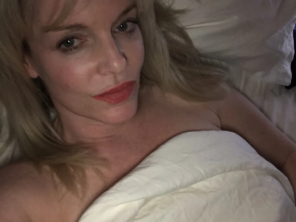 Chat XXX offline de LadyMissNipsnLips