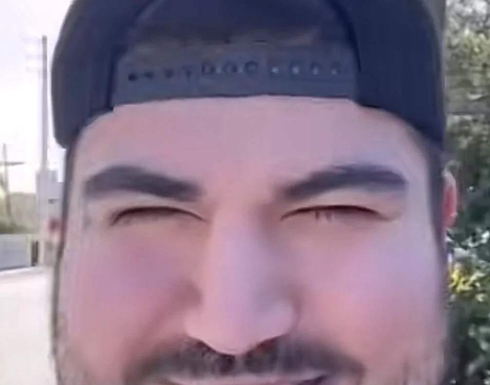 Офлайн-чат XXX Muvvt