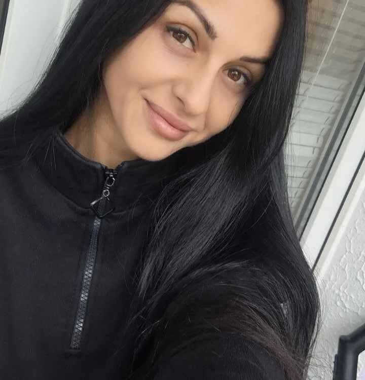 EvaClarkk: συνομιλία ΧΧΧ εκτός σύνδεσης