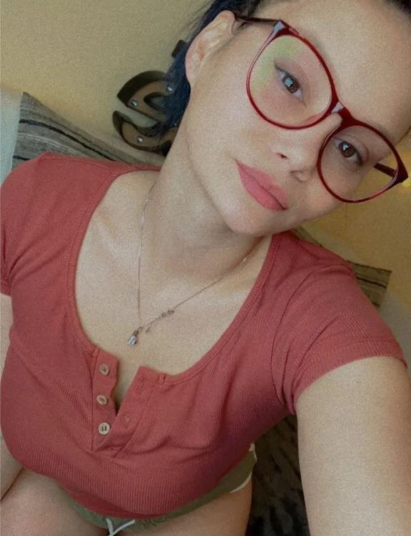 Chatroom XXX hors ligne de Tasty_Shape