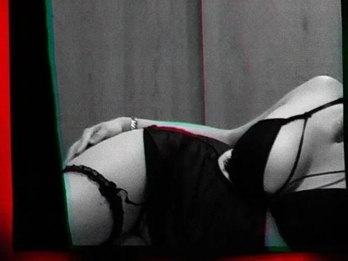 Baby_Stefa অফলাইন XXX চ্যাট