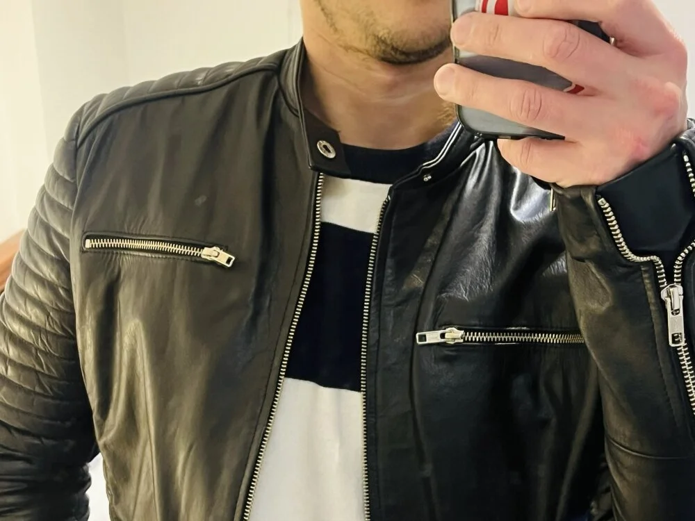 4aces1985's Offline XXX Chat