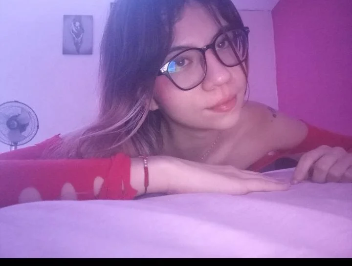 SeleneWhite03 offline chatrum