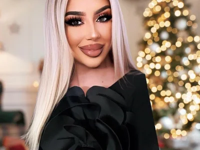 TheeaBlanco Live Cam on StripChat