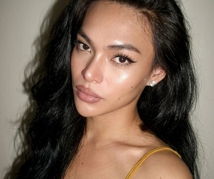 bella_maxwel's Offline XXX Chat