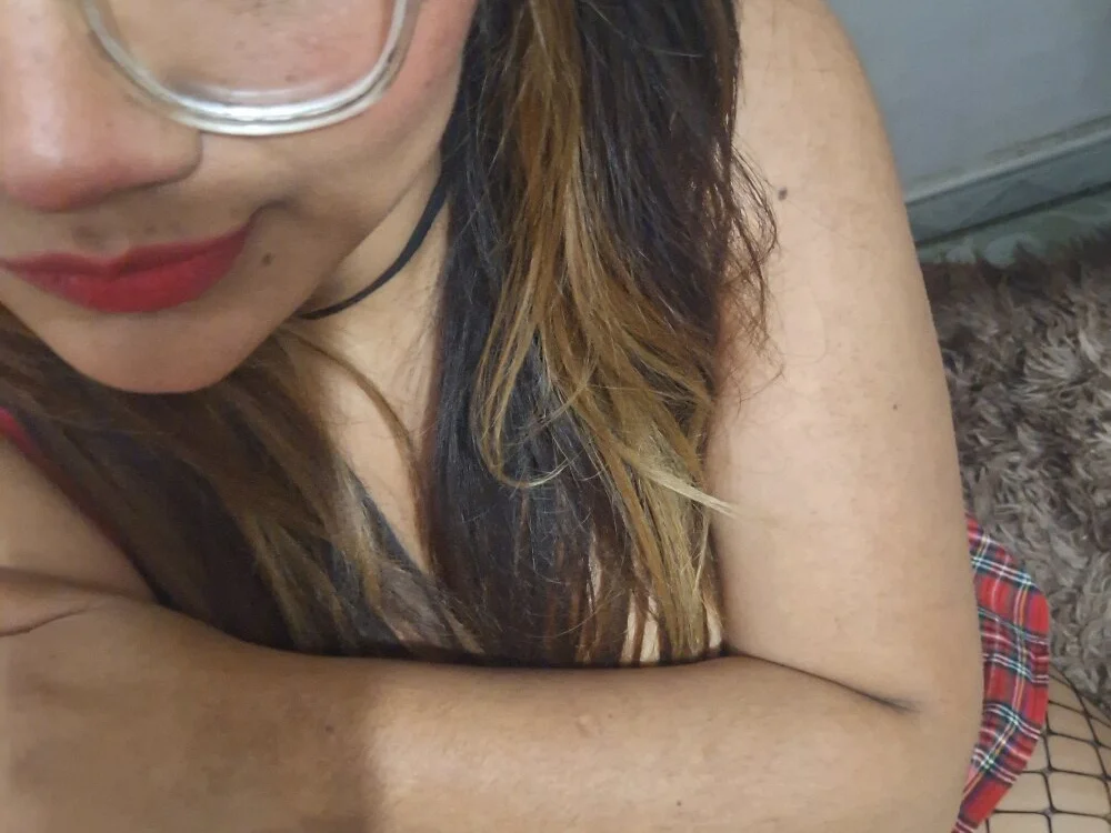 دردشة D_Ryuu الجنسية المباشرة