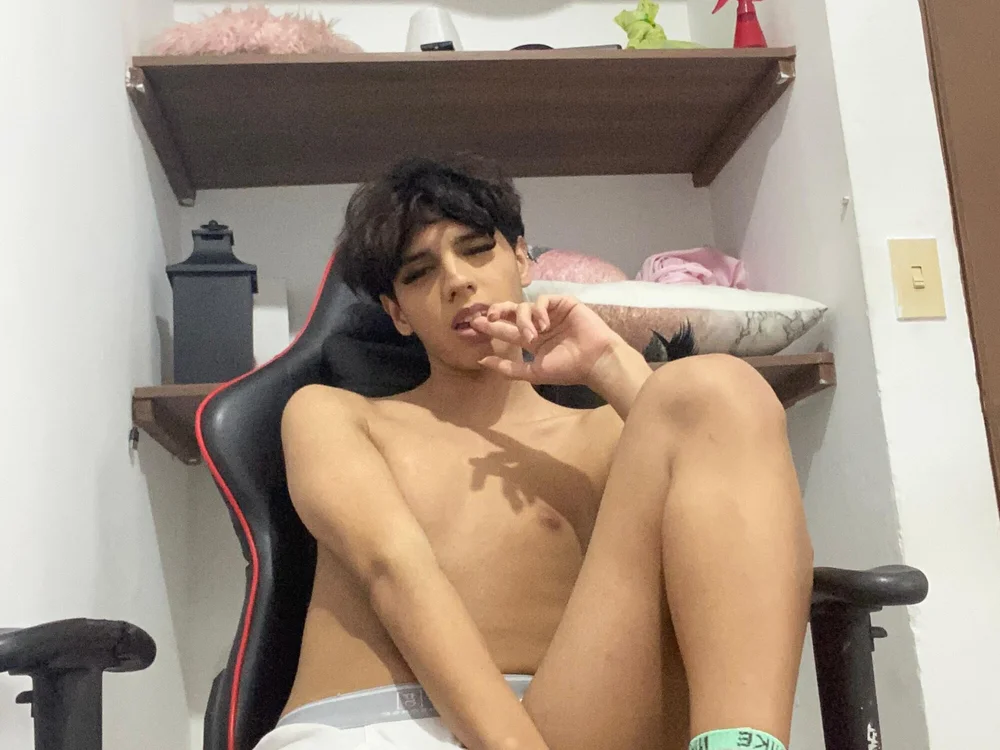 lightboy0's Offline Chat Room