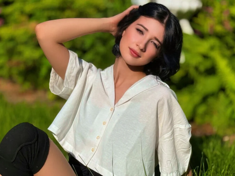 AnneAvelin Chat XXX Ngoại tuyến