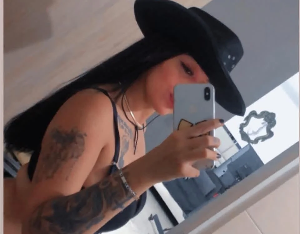 alahia0129 Offline XXX-Chat