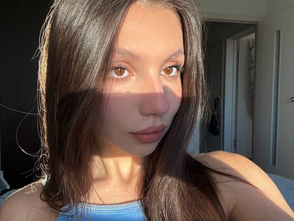 ZanaBreland Chat XXX offline