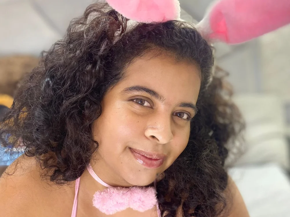 charlottee___'s Offline Chat Room