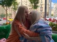 Model gentlelionesses98