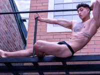 Steven_Bezs