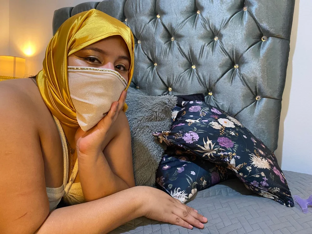 Yaraaa_'s Offline XXX Chat