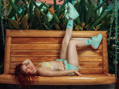 AdelaineBest profile